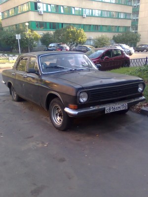 волга у Морозовской больницы.jpg