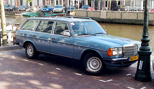 mersedes w123(2).jpg